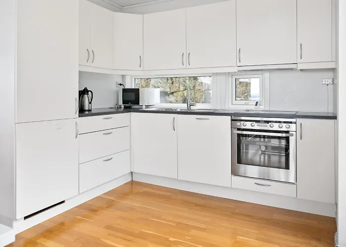 4 Bedroom In Casa vacanze Jørpeland